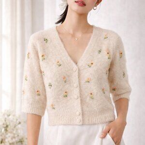 Zara Cream Alpaca Embroidered Beaded Short Sleeve Cardigan Sweater SZ Medium